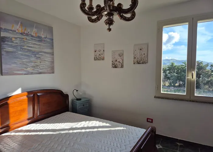 Nyaraló Olivia Casa In Collina Vista Mare *